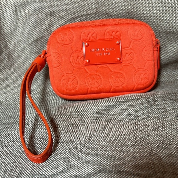 Michael Kors Logo Electronic Neoprene Coin Pouch Wristlet - Picture 2 of 12